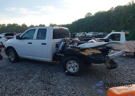 2020 Ram 1500 Classic Tradesman 4X2 6'4 Box z USA, uszkodzony, nr VIN 1C6RR6FG8LS160972